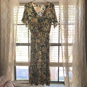 Floral V-Neck Maxi Dress - cream
